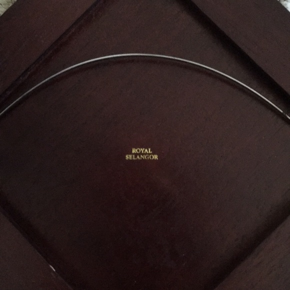 Royal Selangor Pewter carved Plaque Set - Picture 6 of 6